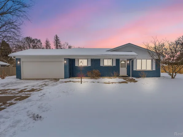 6365 Clarkston Rd, Clarkston, MI 48346