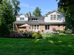 78 The Intervale, Roslyn, NY 11576