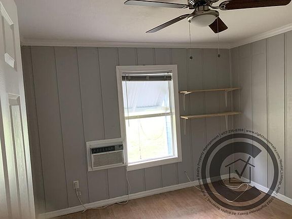 4th image of 218 Citrus Ave #1