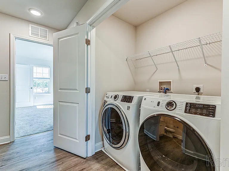 Enclave at Millwood — Photo 16