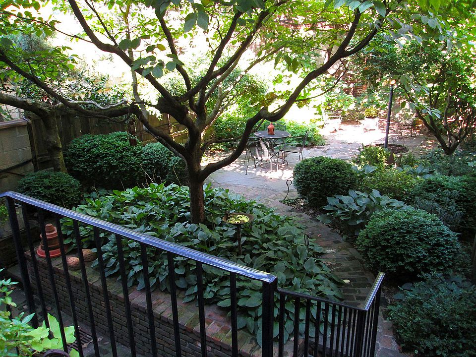 1st image of 134 Henry St #2