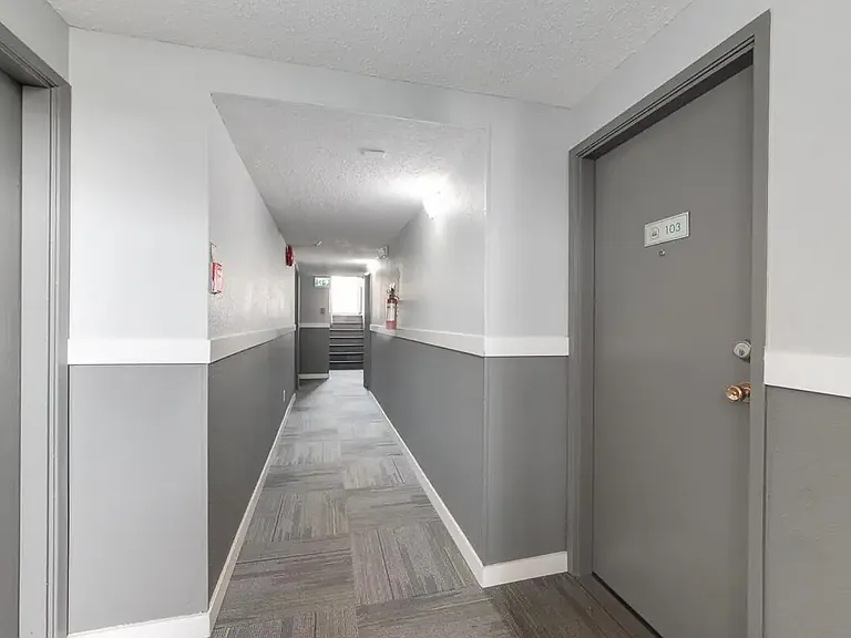 5339 53rd Ave #103 — Photo 25