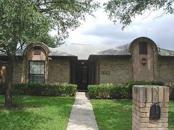 1st image of 1503 Vista Azul