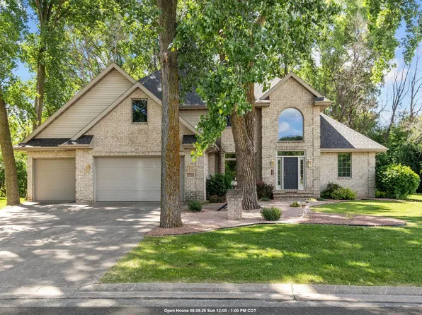 1669 Beethoven Way, Neenah, WI 54956
