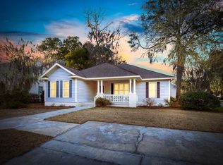 304 Commons Rd, Saint Simons Island, GA 31522