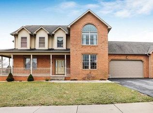 360 Blue Bird Trl, Greencastle, PA 17225