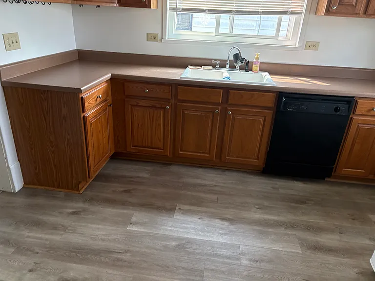 1056 Smithson Ave — Photo 11
