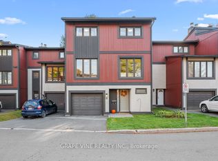 280 McClellan Rd #58, Ottawa, ON K2H8P8