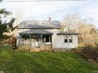 36 Springer Ln, Attica, MI 48412