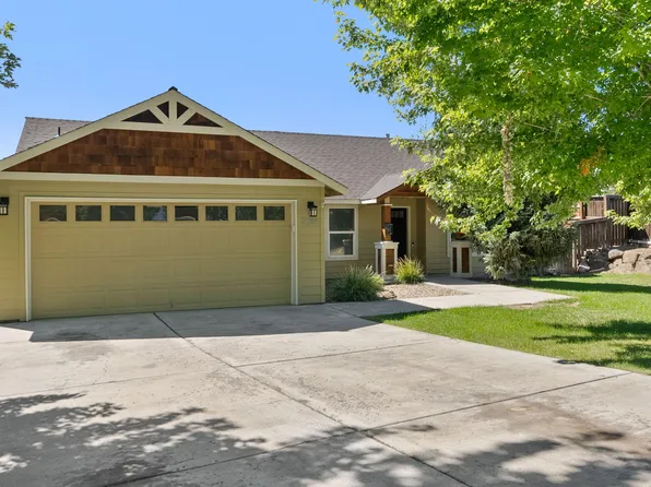 2290 SW Kalama Ave, Redmond, OR 97756