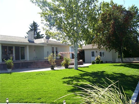 2nd image of 2104 S Crestmont Dr