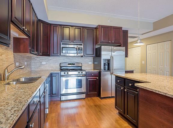 4th image of 1670 Mill St #504