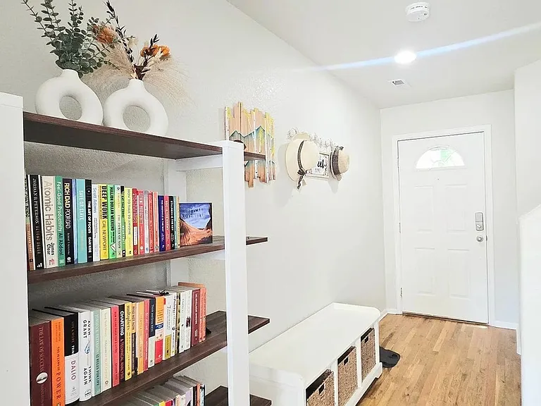 8061 S Kittredge Way — Photo 12