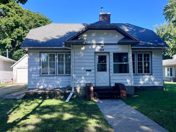 701 Grant St, Rolfe, IA 50581