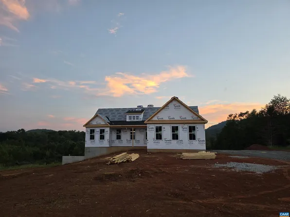1565 Pea Ridge Rd, Stanardsville, VA 22973