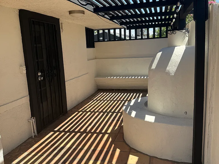 701 W Lewis Ave — Photo 26