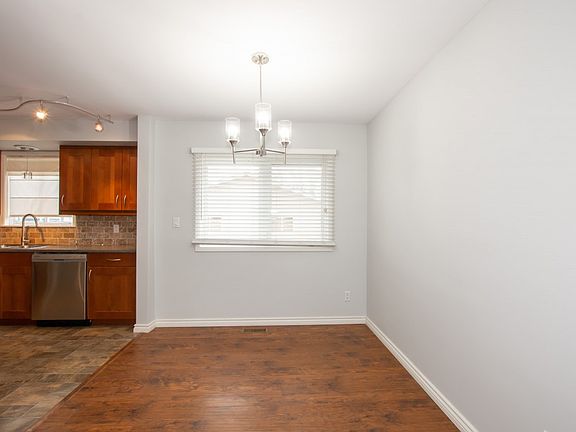 5th image of 54 Trelawn Pkwy