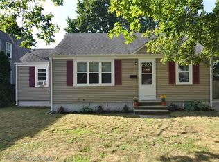 112 Yucatan Dr, Warwick, RI 02889