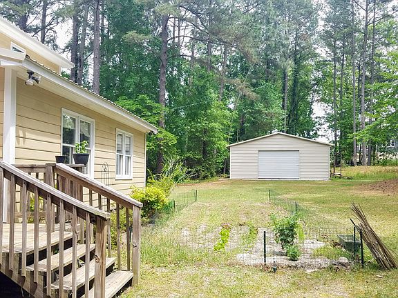 Back Yard, Deck, Garden