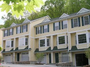 6 Great Oak Farm Way #6, Seymour, CT 06483