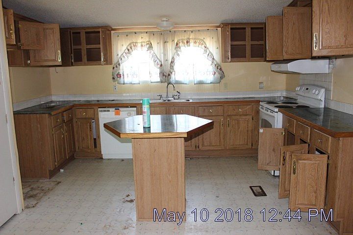 2nd image of 589 Elmer Rd