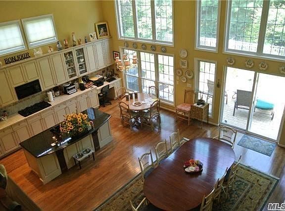 5th image of 144 Sagamore Dr
