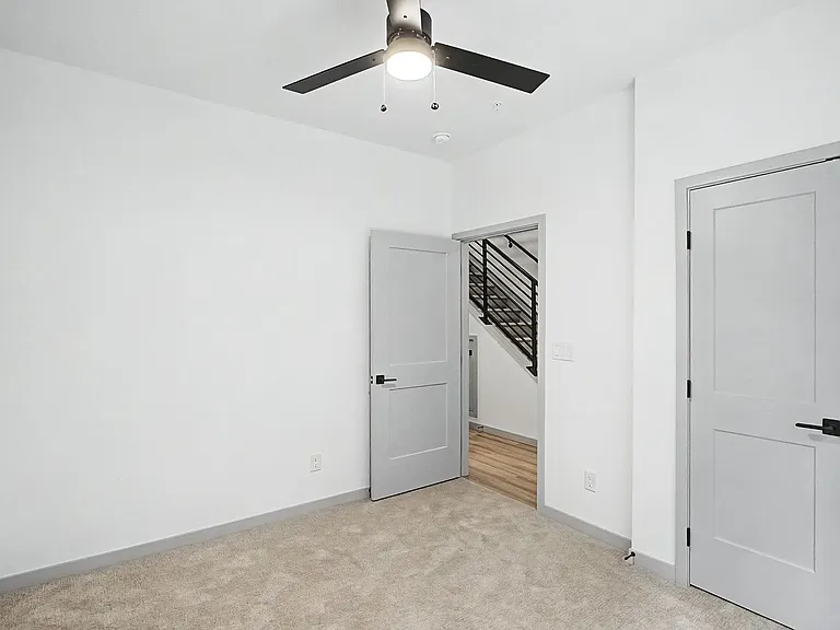 University Hills Townhomes — Photo 68