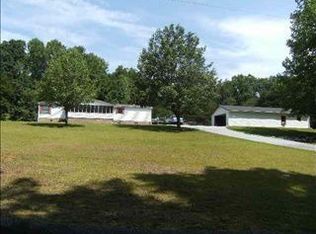 336 Ledbetter Rd, Travelers Rest, SC 29690