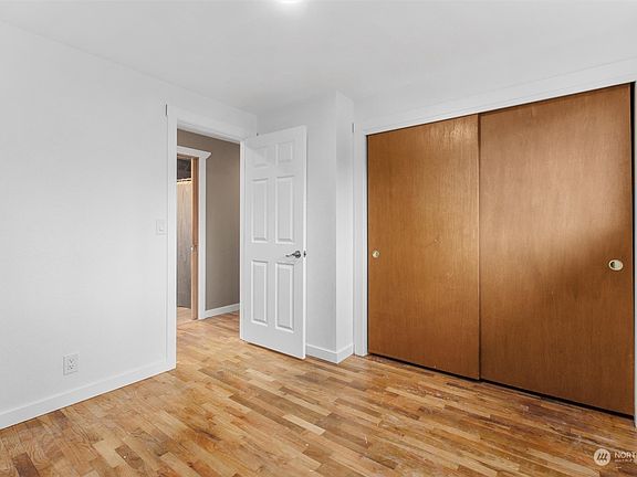 3rd image of 19123 52nd Avenue W