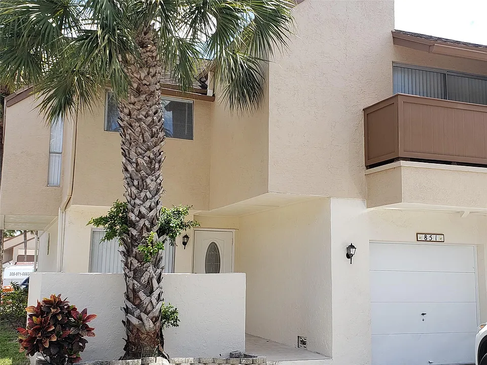 851 NW 81st Ter #8