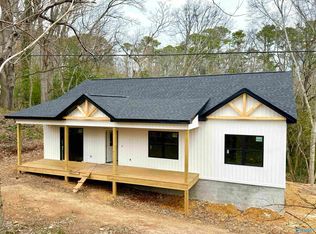 1908 Brown St, Guntersville, AL 35976