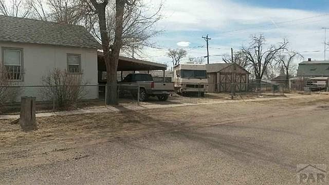 2nd image of 402 Nebraska St