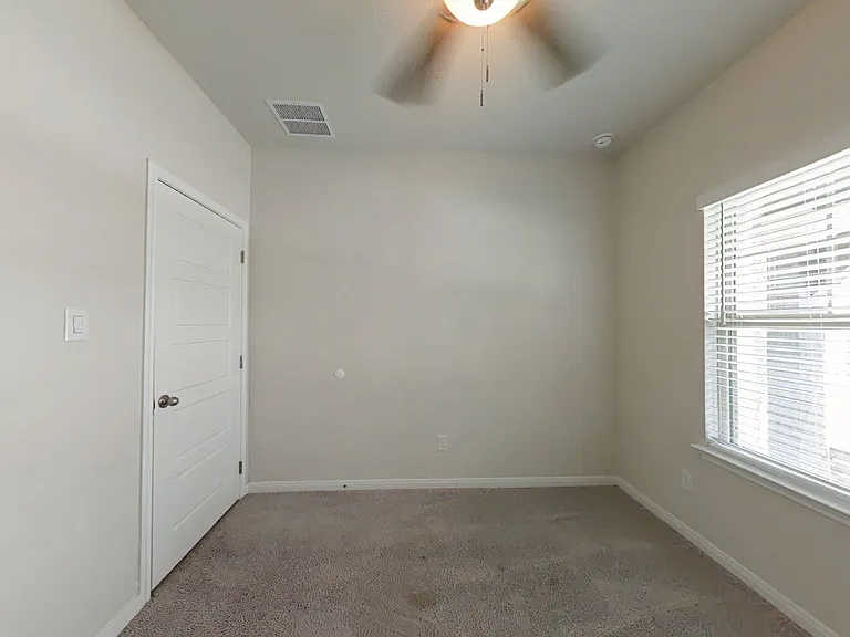 3205 Junction Bay — Photo 6