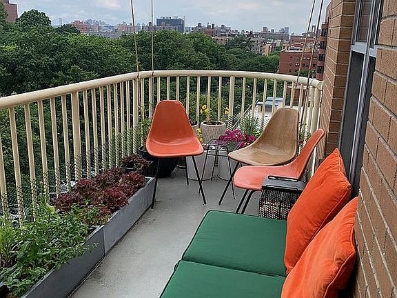 4th image of 1831 Madison Ave APT 9D