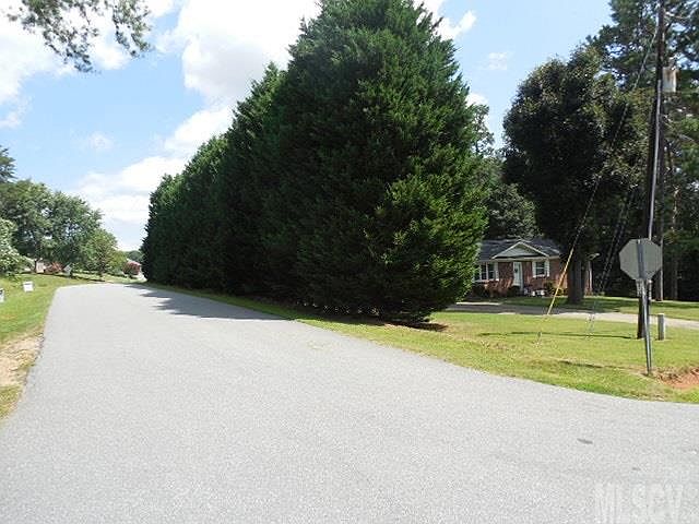2nd image of 4385 Steeple Chase Dr