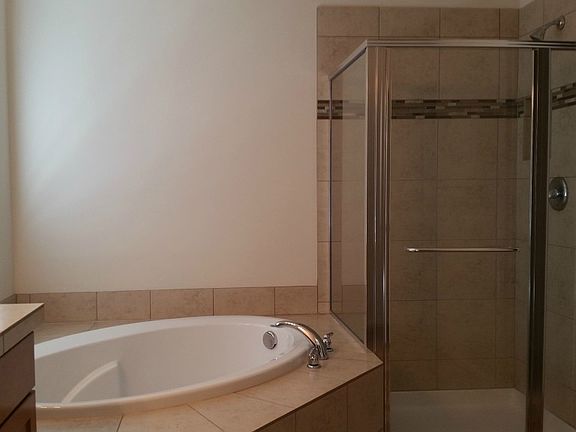 3rd image of 4230 E Roosevelt Ave