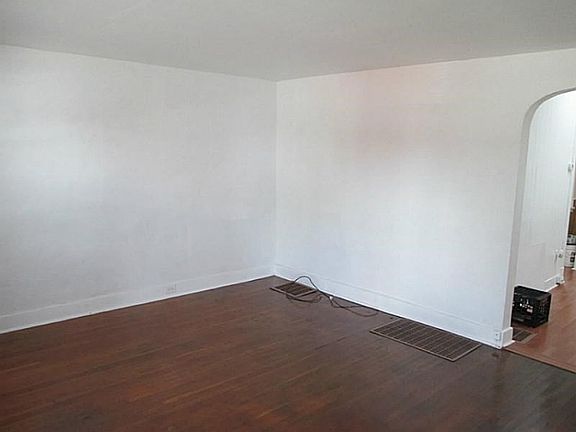 5th image of 217 Gertrude St