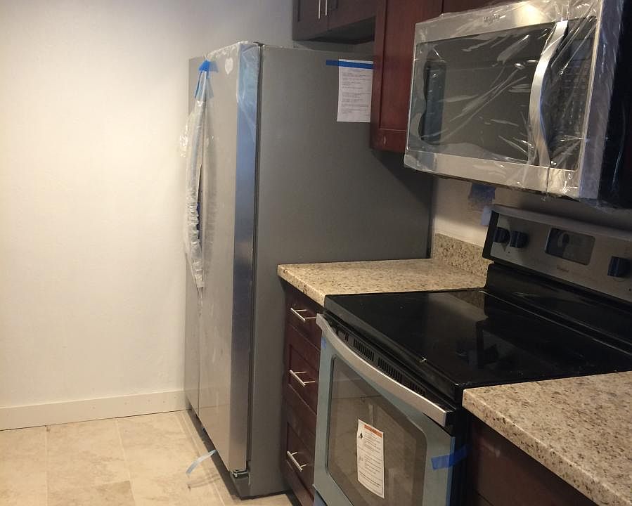 2nd image of 14508 NE 7th Pl APT 4