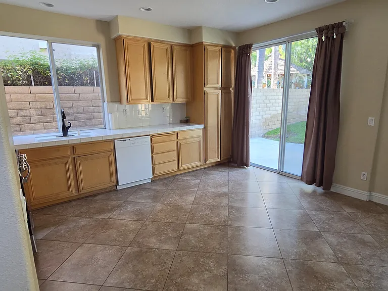 20009 Franks Way — Photo 9