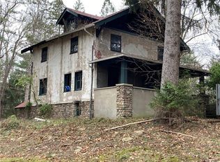 391 Maple Rd, East Aurora, NY 14052