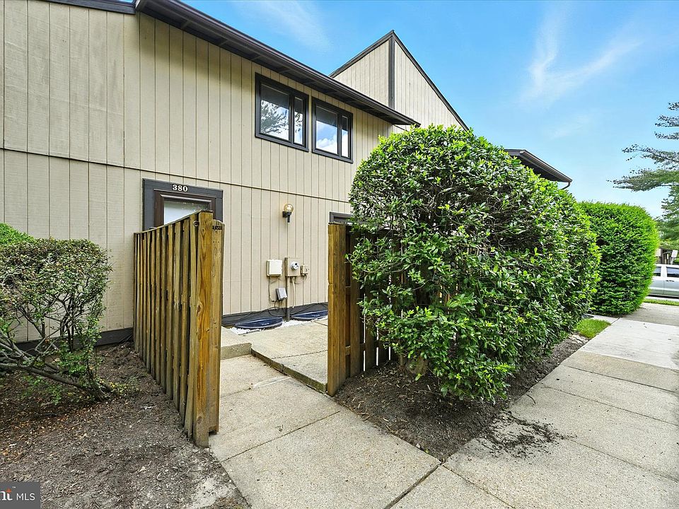 1st image of 380 Court