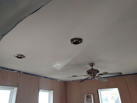 New living room ceiling