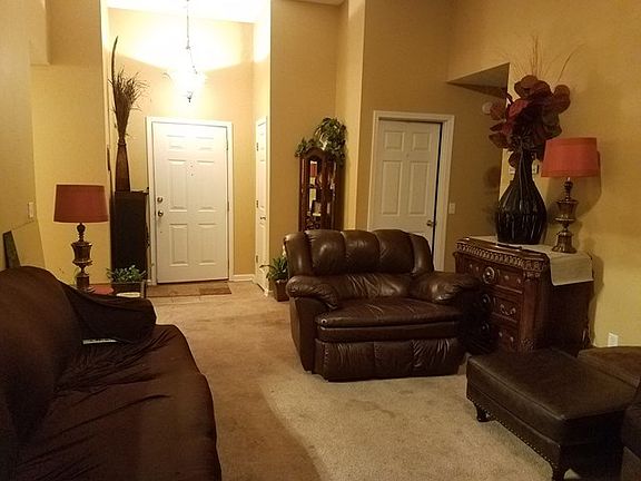 3rd image of 204 Cross Creek Dr