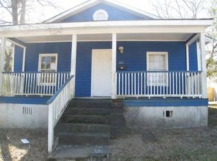 2211 Iowa St, Savannah, GA 31404