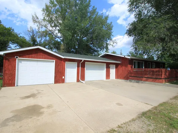 122 1st Ave SW, Sawyer, ND 58781