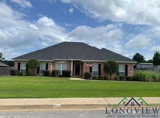 102 Hollister St, Henderson, TX 75654