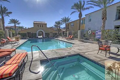 3 bed, 3.5 bath, 2737 sqft, $10,000 — Photo 3