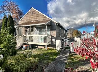 1736 4th St, Bremerton, WA 98337