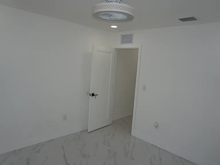15614 SW 110th Ter — Photo 97