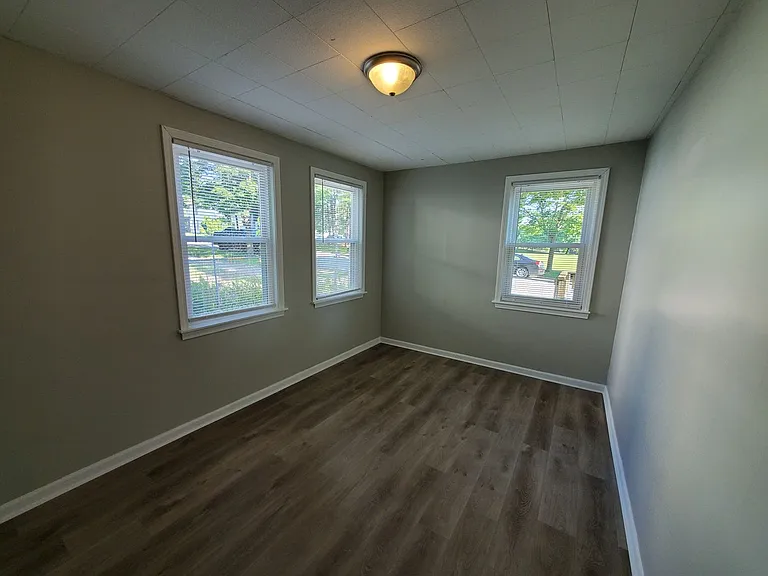 112 Fairbanks St NE — Photo 13